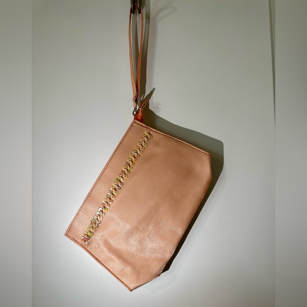 wristlet